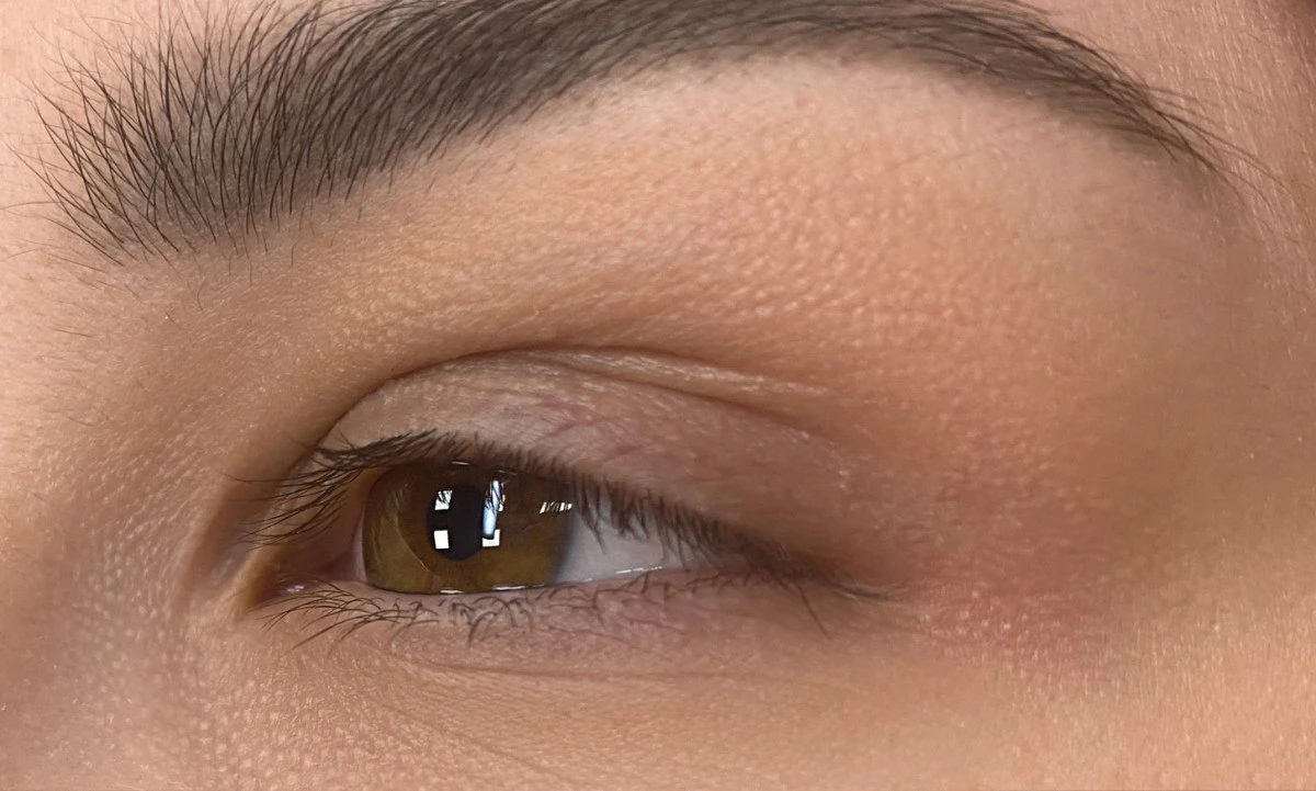 Eyeliner, Lidstrich & Wimpernkranzverdichtung